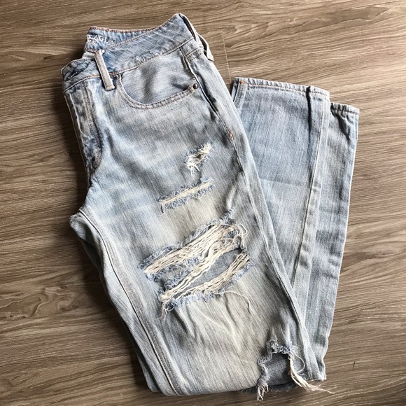 American Eagle Outfitters Denim - American Eagle Tomgirl Jeans American Eagle Outfitters Denim - American Eagle Tomgirl Jeans